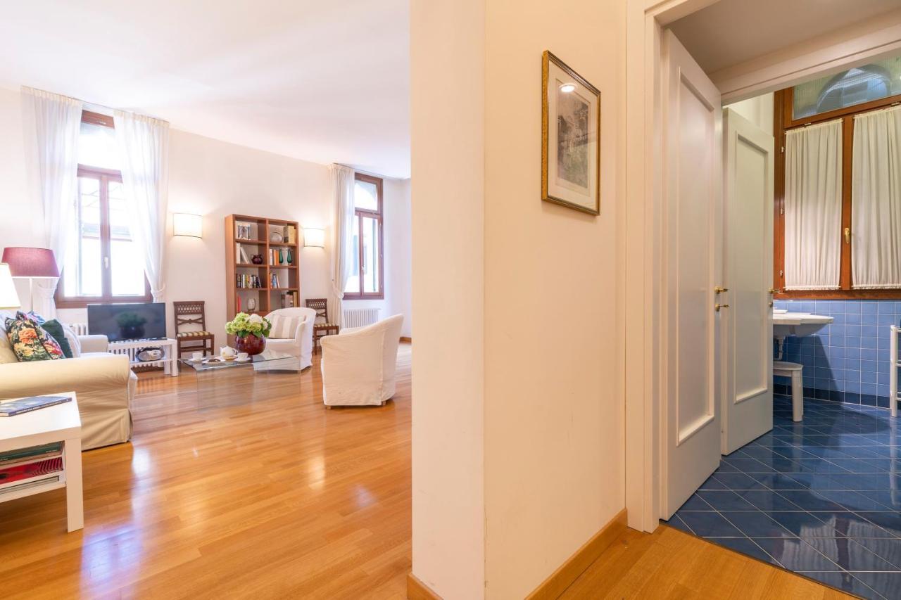 Ca Jole San Marco Apartment M02704210223 Venesia Bagian luar foto